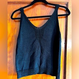 Women’s small black knit tank top
